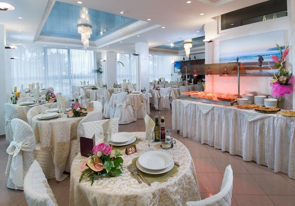 Hotel Tulipe Nazionale Ριτσιόνε Εξωτερικό φωτογραφία