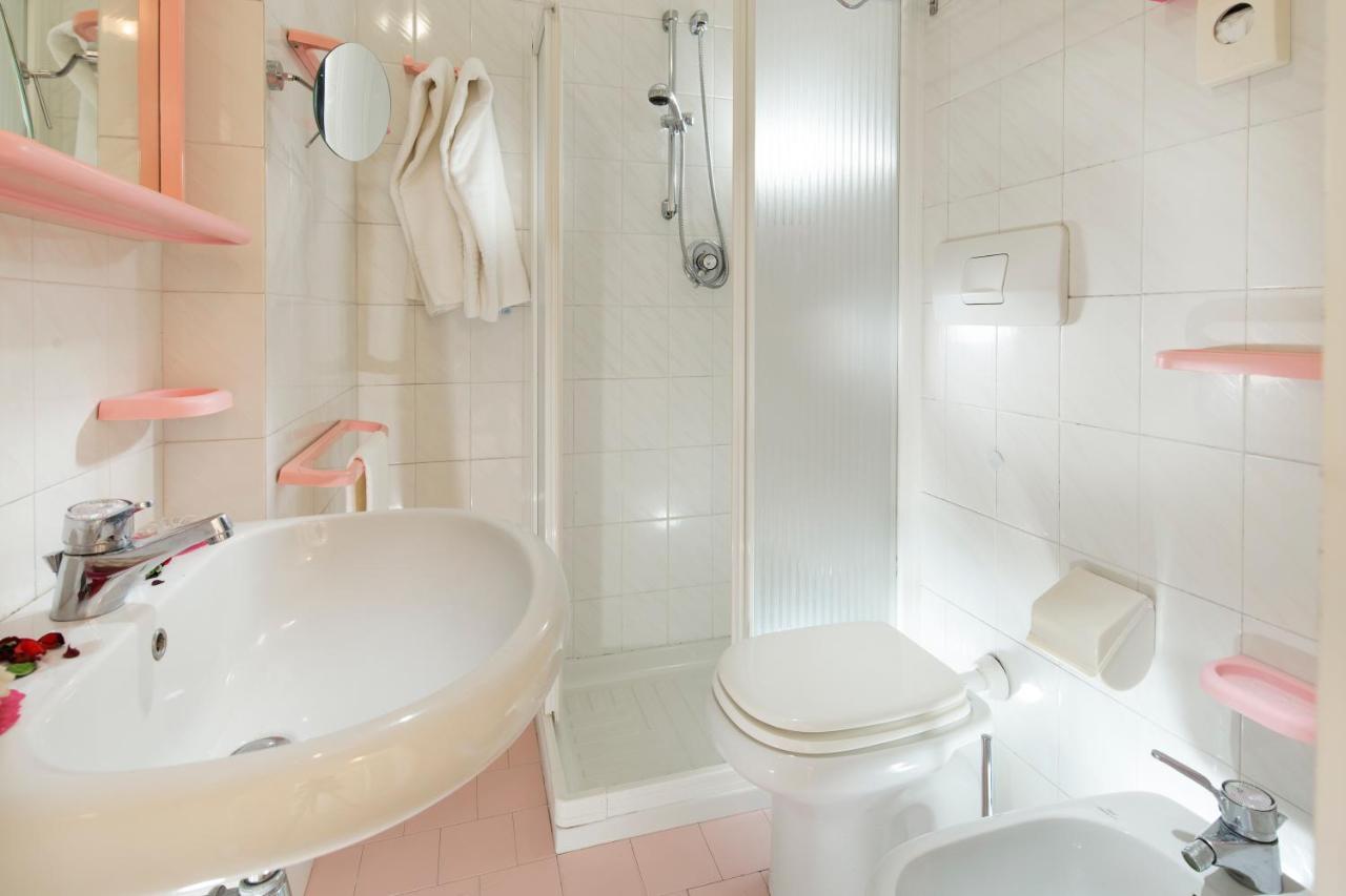 Hotel Tulipe Nazionale Ριτσιόνε Εξωτερικό φωτογραφία