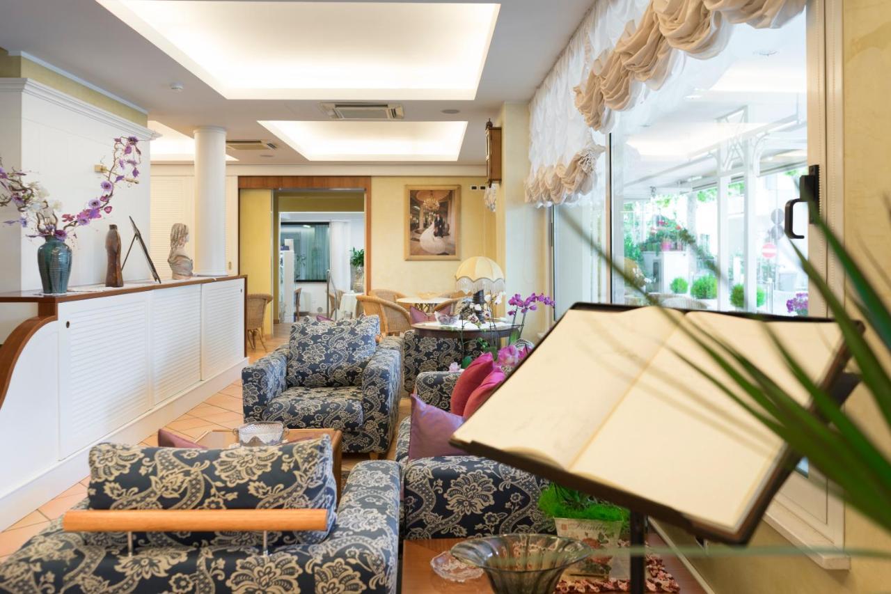 Hotel Tulipe Nazionale Ριτσιόνε Εξωτερικό φωτογραφία